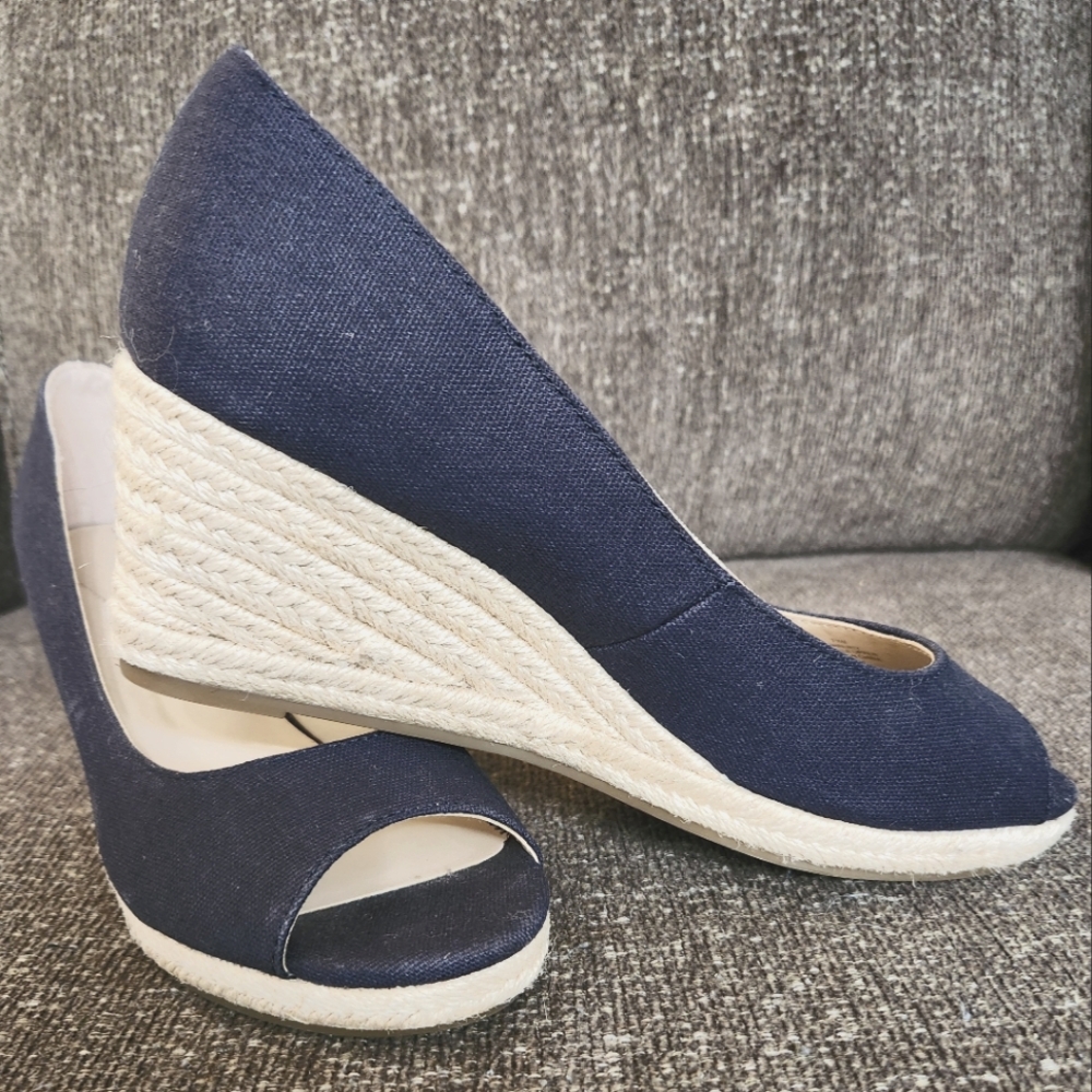 Bandolino Blue Wedge Espadrilles Slip-On